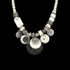 Collier En M&eacute;tal Omacco